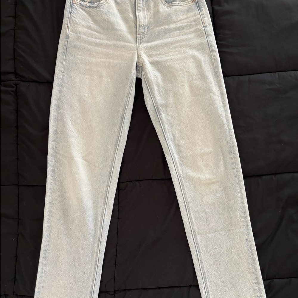 American Eagle Outfitters super high rise light wash size 0